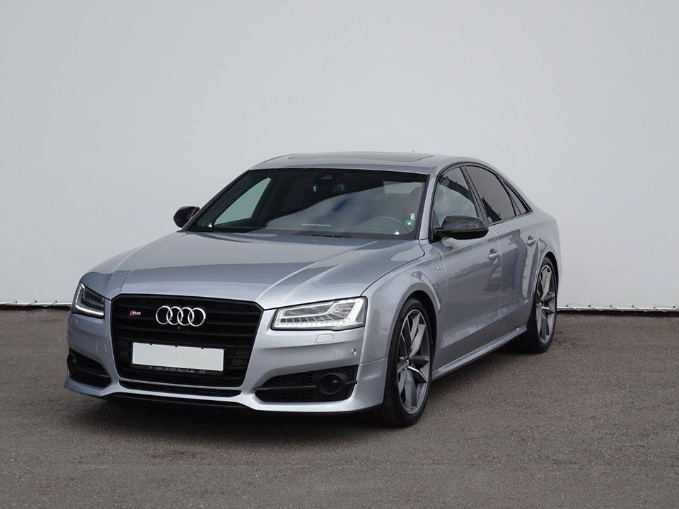 Audi A8 S line под наем